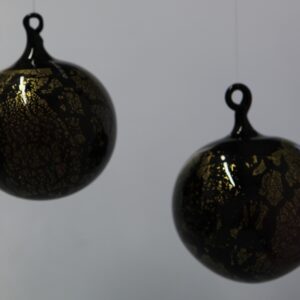 Kugel mit Goldauflage